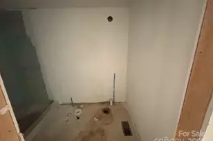 235 Jefferson Street E, York, SC 29745 - Photo 15