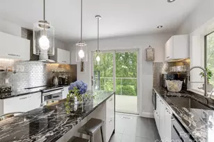 30 W Fairway Dr, Etowah, NC 28729 - Photo 17