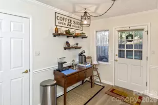 503 Crowfields Ln, Asheville, NC 28803 - Photo 9