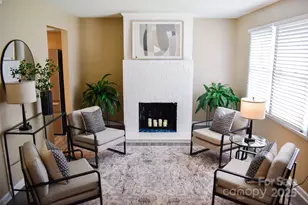 7526 Holly Grove Ct, Charlotte, NC 28227 - Photo 3