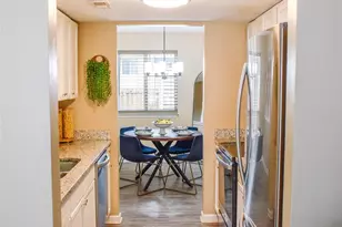 7526 Holly Grove Ct, Charlotte, NC 28227 - Photo 9