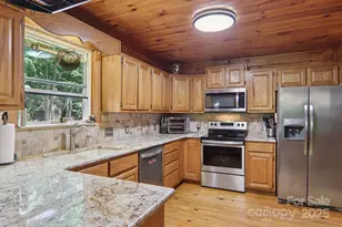 17 Cripple Creek Dr, Waynesville, NC 28785 - Photo 25