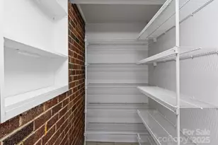 2100 Chesterfield Ave, Charlotte, NC 28205 - Photo 17