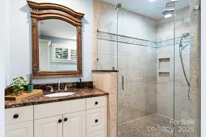 2100 Chesterfield Avenue, Charlotte, NC 28205 - Photo 25