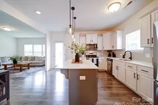 5121 Arbordale Wy, Mount Holly, NC 28120 - Photo 9