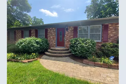 2104 Farmbrook Drive, Statesville, NC 28625 - Photo 3