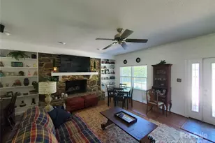 2104 Farmbrook Dr, Statesville, NC 28625 - Photo 5