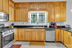 1592 Piney Hill Rd, Burnsville, NC 28714 - Photo 11