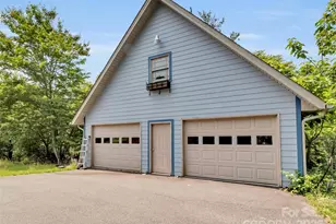 1592 Piney Hill Rd, Burnsville, NC 28714 - Photo 17