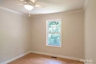 35 Sydney Ln, Asheville, NC 28806 - Photo 21