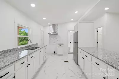 431 Pole Miller Extension, Brevard, NC 28712 - Photo 3