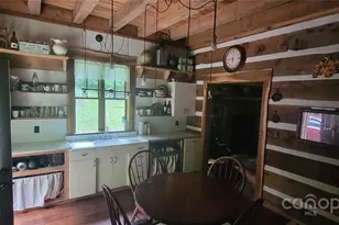 459 Old Yellow Mountain Rd, Marion, NC 28752 - Photo 23