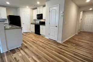 2026 Talbert Ct, Charlotte, NC 28214 - Photo 3