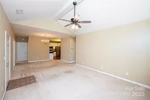 8538 Highland Glen Dr, Charlotte, NC 28269 - Photo 13