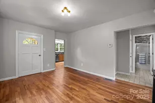 2 Enka Orchard St, Candler, NC 28715 - Photo 5