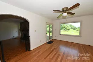 157 Blackberry Ln, Taylorsville, NC 28681 - Photo 15