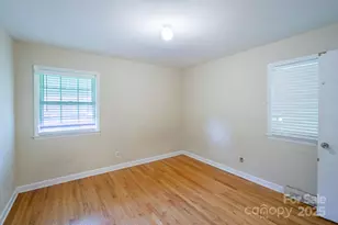 823 Yuma St, Charlotte, NC 28213 - Photo 19