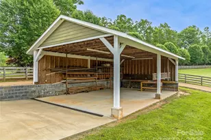 1987 Rabbit Hop Rd, Spruce Pine, NC 28777 - Photo 39