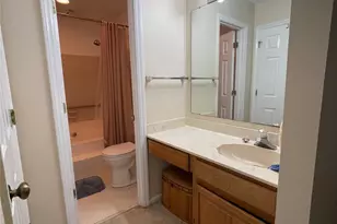 5864 Harris Grove Ln, Charlotte, NC 28212 - Photo 9