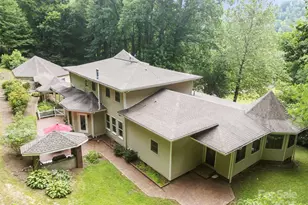 235 Kinder Ln, Canton, NC 28716 - Photo 3