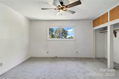 324 Whispering Hills Drive, Hendersonville, NC 28792 - Photo 15