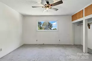 324 Whispering Hills Dr, Hendersonville, NC 28792 - Photo 15