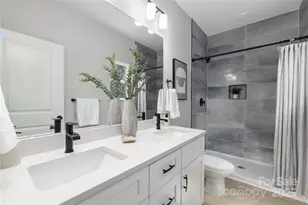 3610 Maggie Laney Dr, Charlotte, NC 28216 - Photo 9