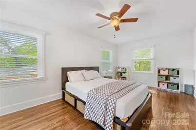2034 Lanier Avenue, Charlotte, NC 28205 - Photo 31
