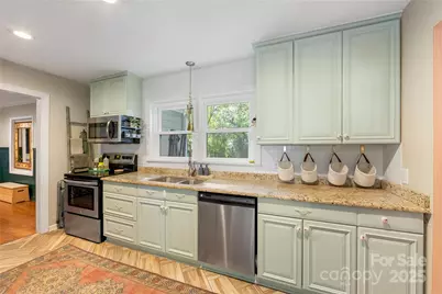 2034 Lanier Avenue, Charlotte, NC 28205 - Photo 3