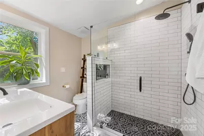 2034 Lanier Avenue, Charlotte, NC 28205 - Photo 23