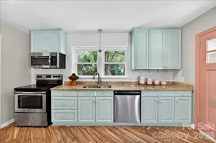 2034 Lanier Ave, Charlotte, NC 28205 - Photo 13