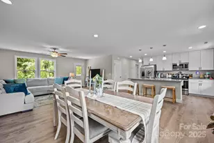 458 Summer Rd, Hendersonville, NC 28792 - Photo 15