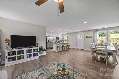 458 Summer Road, Hendersonville, NC 28792 - Photo 13