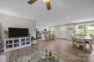 458 Summer Rd, Hendersonville, NC 28792 - Photo 13