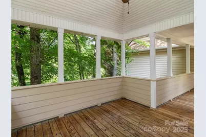 303 S Braeside Court, Asheville, NC 28803 - Photo 23