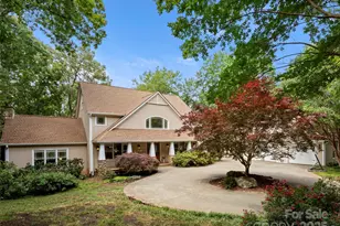 303 S Braeside Ct, Asheville, NC 28803 - Photo 3