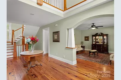303 S Braeside Court, Asheville, NC 28803 - Photo 5