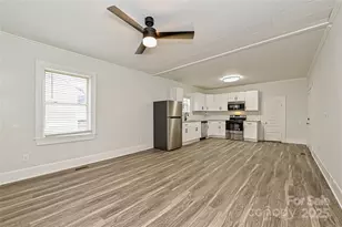 613 E Liberty St, Salisbury, NC 28144 - Photo 9