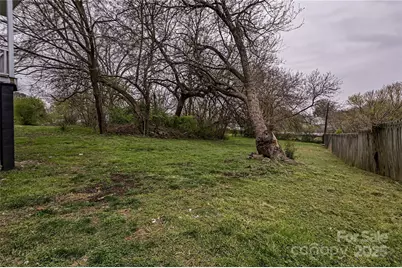 613 E Liberty Street, Salisbury, NC 28144 - Photo 23