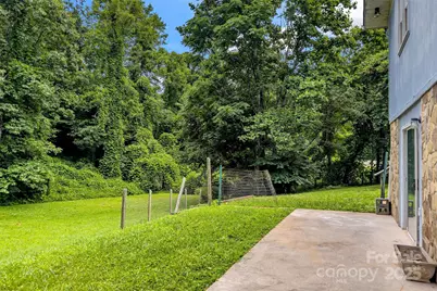 2526 Hankins Road, Marion, NC 28752 - Photo 5