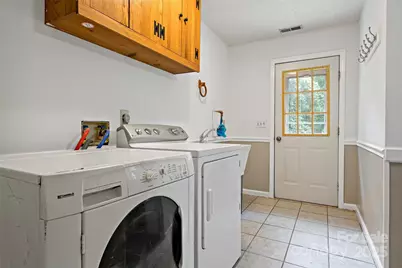 2526 Hankins Road, Marion, NC 28752 - Photo 11