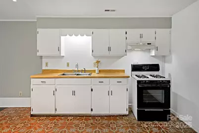 2526 Hankins Road, Marion, NC 28752 - Photo 19