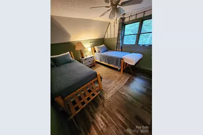 370 Woodland Hills Drive, Elk Park, NC 28622 - Photo 15