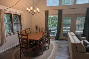 370 Woodland Hls Dr, Elk Park, NC 28622 - Photo 7