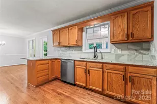 370 Shannon Dr, Lexington, NC 27292 - Photo 17