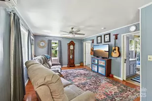 19 Lockman Rd, Maggie Valley, NC 28751 - Photo 9