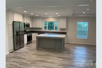 138 Zircon Drive, Statesville, NC 28625 - Photo 3