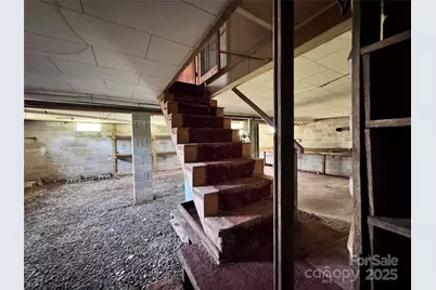 130 N 1st Street, Franklin, NC 28734 - Photo 37