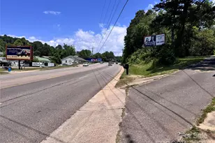 130 N 1st St, Franklin, NC 28734 - Photo 5