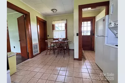 130 N 1st Street, Franklin, NC 28734 - Photo 29